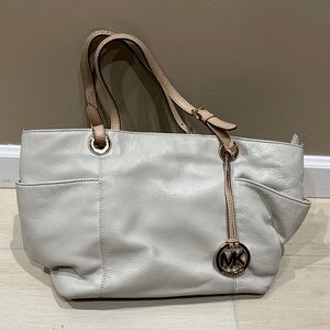 Michael Kors leather creamy white shoulder bag